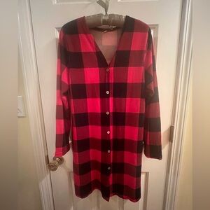 EUC Red & Black Plaid Button-Up cardigan jacket with pockets  Light weight. Med